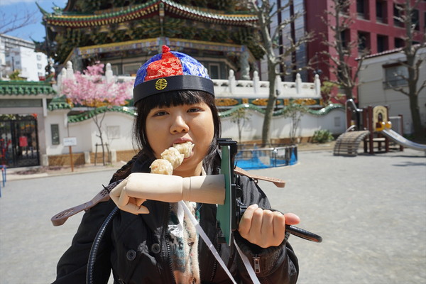 食べ盛りの女子大生が『中華街で食べ歩きがしやすくなるマシン』を作ってみた