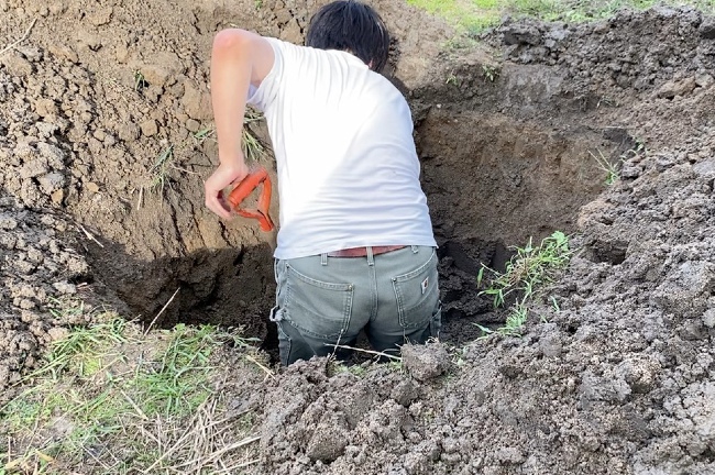 穴を掘る人 [DVD] wgteh8f