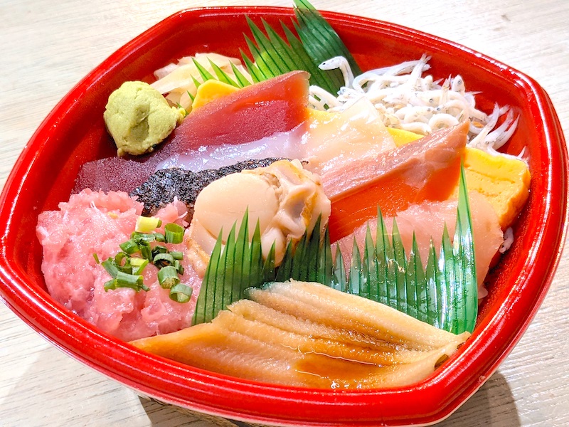 【海鮮丼】普段頼んでいる丼丸を見せ合う日【サーモンネギトロ丼】 | オモコロブロス!