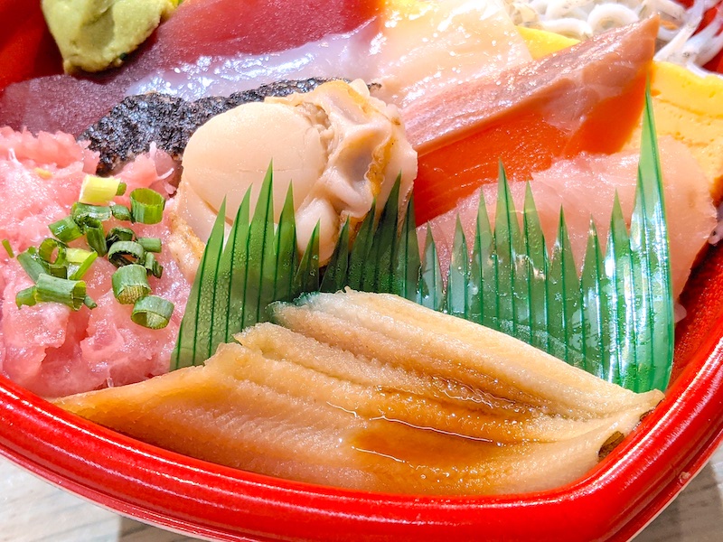 【海鮮丼】普段頼んでいる丼丸を見せ合う日【サーモンネギトロ丼】 | オモコロブロス!