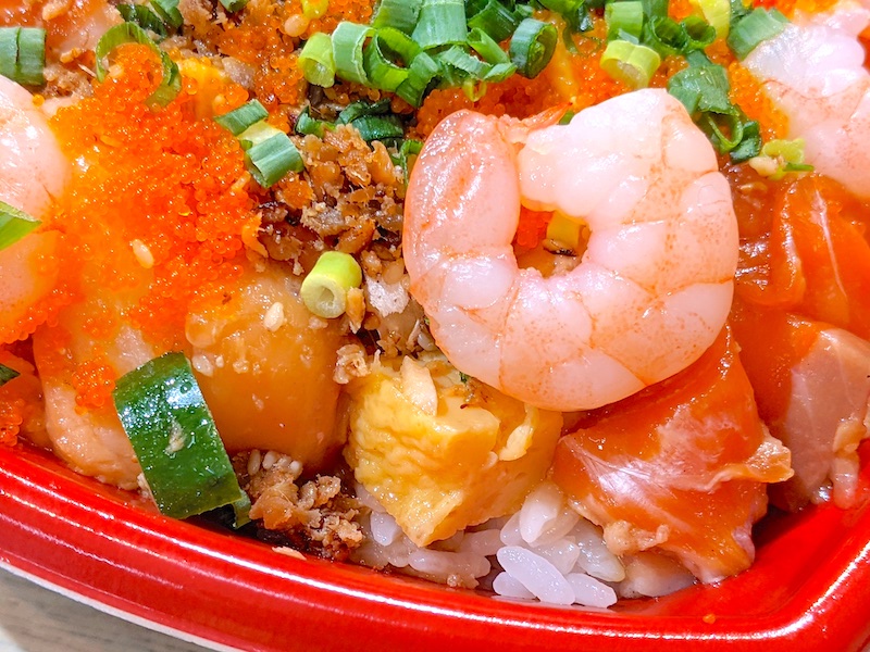 【海鮮丼】普段頼んでいる丼丸を見せ合う日【サーモンネギトロ丼】 | オモコロブロス!